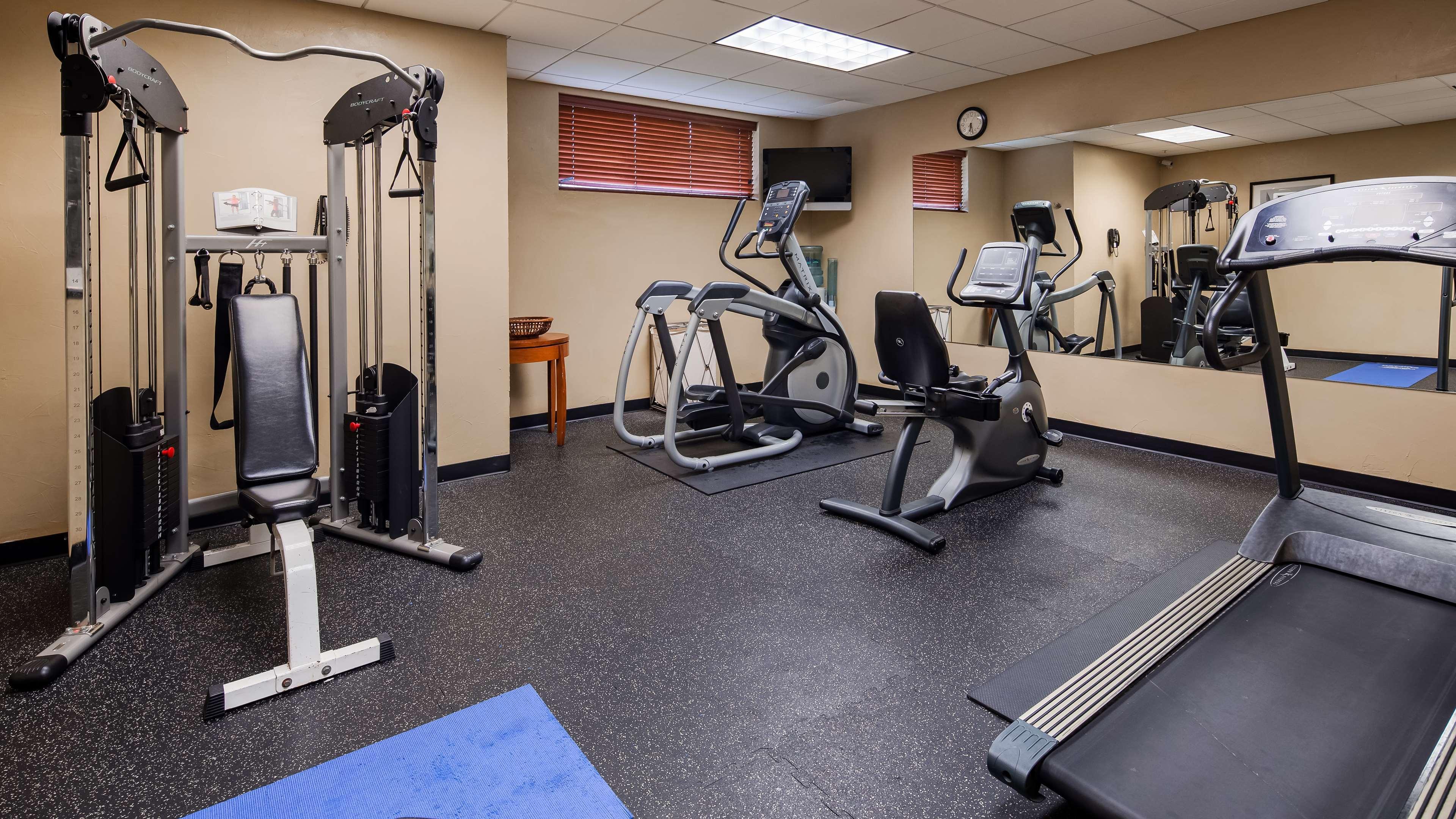 Western Hannaford Inn&suites Kenwood