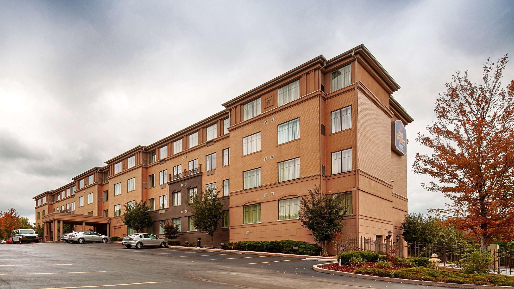 Hotel Western Hannaford Inn&suites