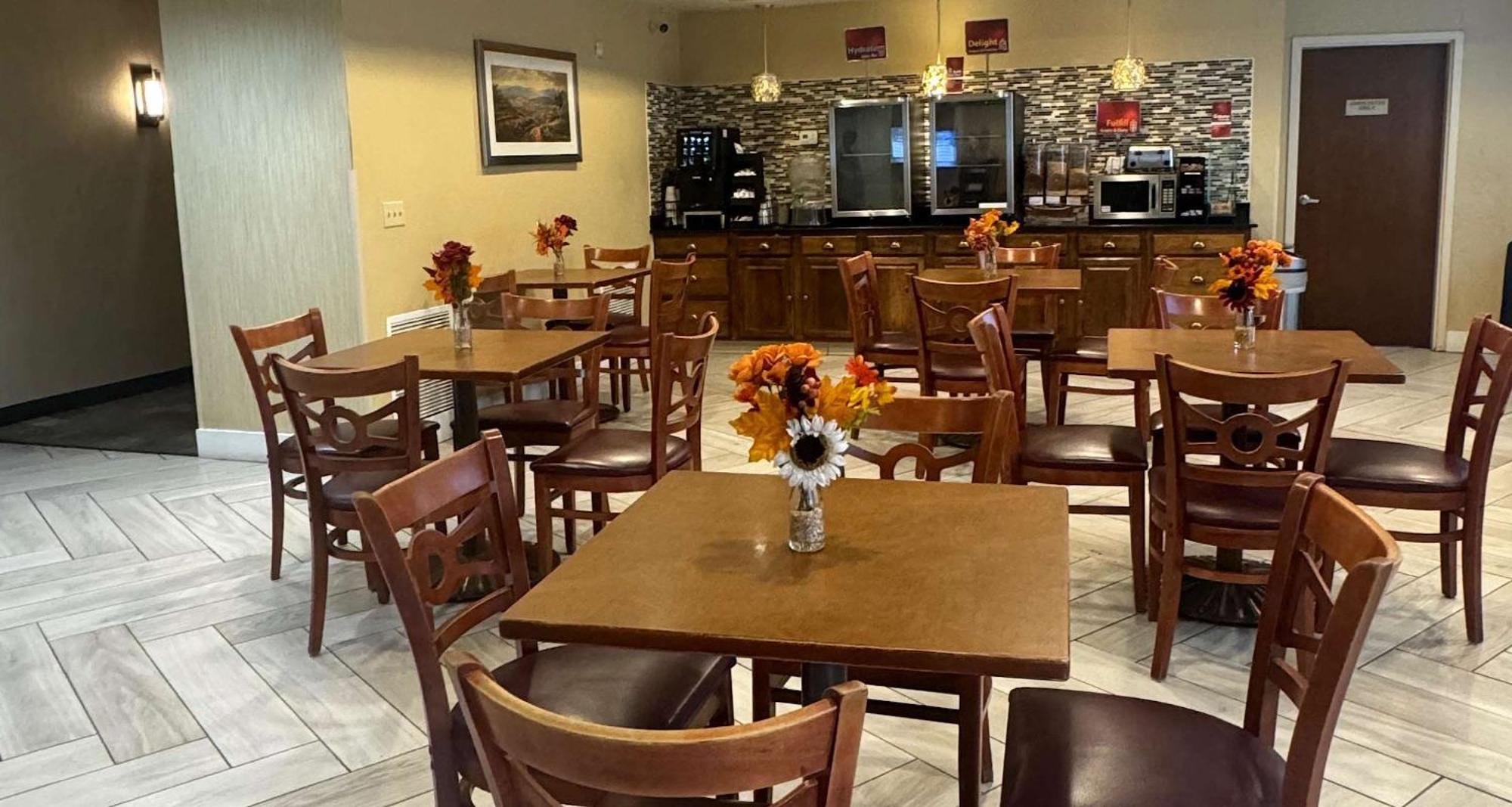 Hotel Western Hannaford Inn&suites 3*