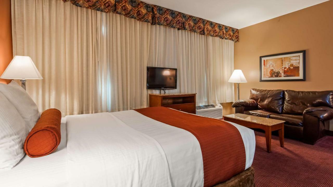 Hotel Western Hannaford Inn&suites