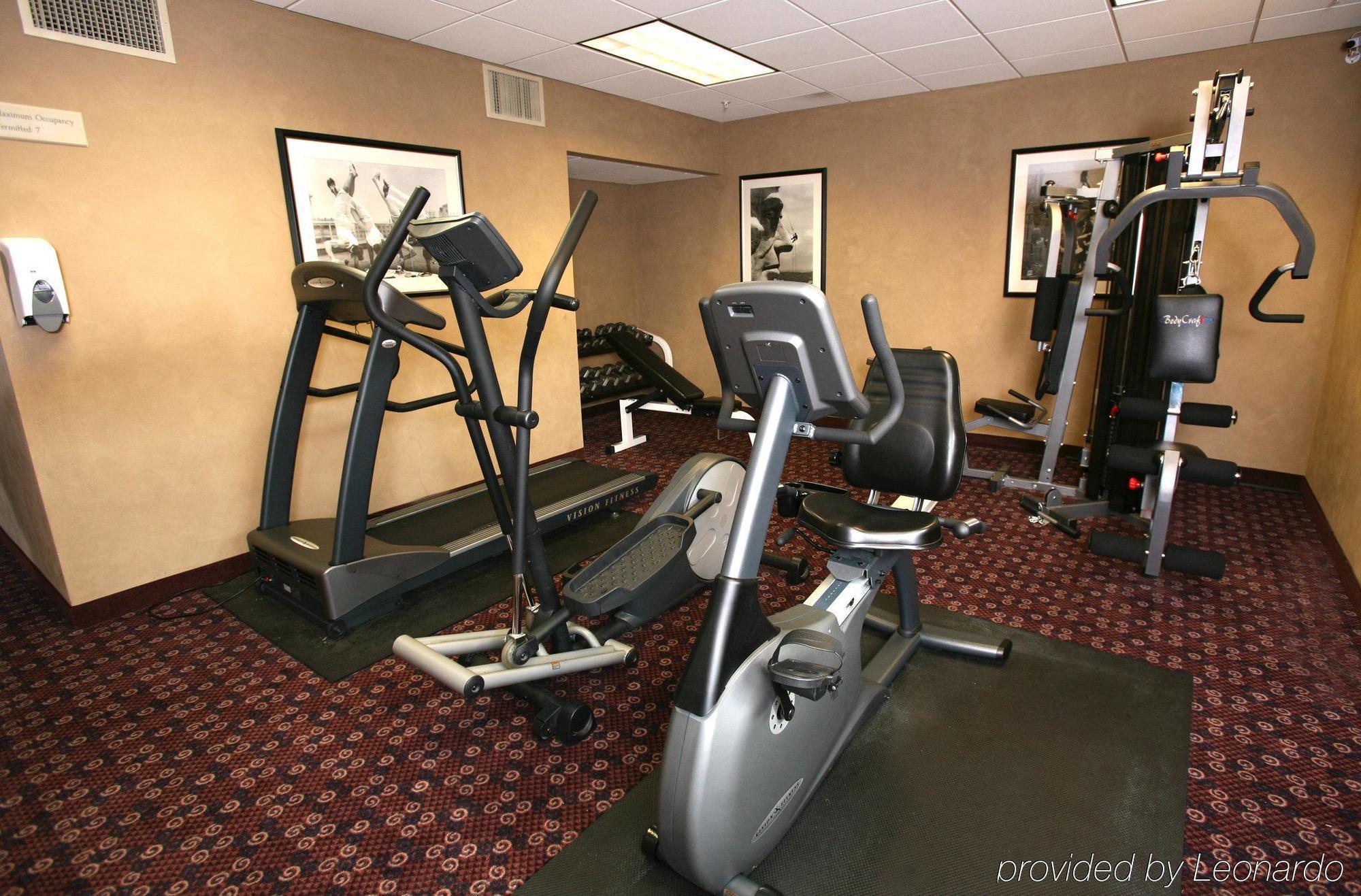 Western Hannaford Inn&suites Kenwood