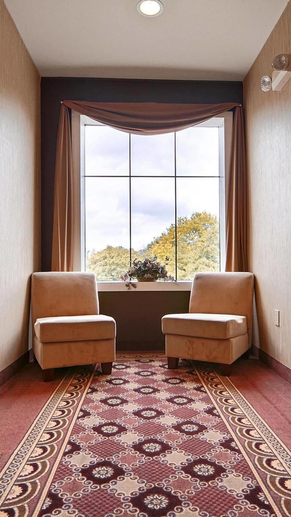 Western Hannaford Inn&suites Hotel 3*